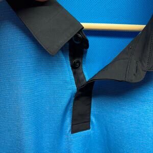 Lululemon Men's Polo Shirt - Size Large‎ - Blue with Accents